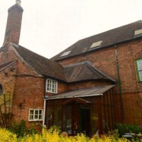 It Looks Like A Boring Farmhouse But What’s Inside Will Shock You! #IWant