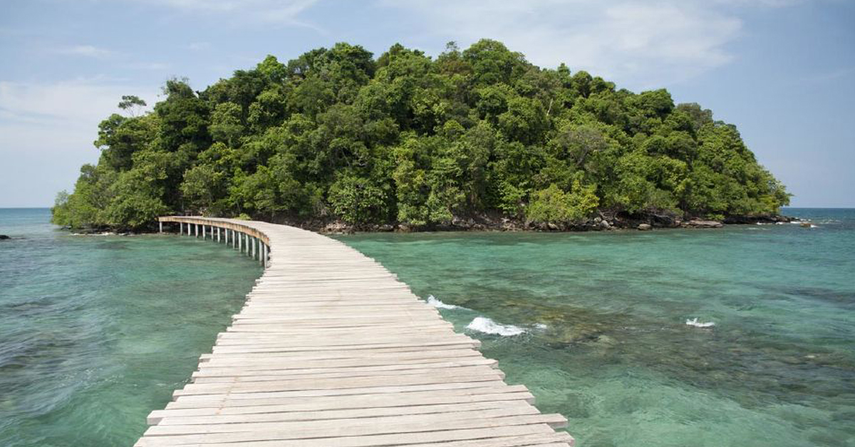 This Couple Bought A Private Island That Costs Less Than Your Honda City! #UNBELIEVABLE