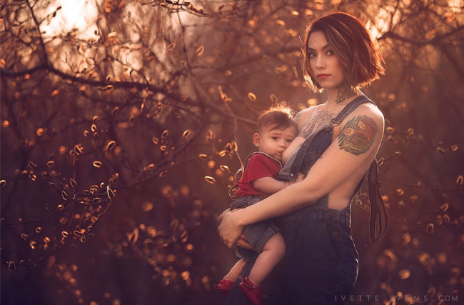 332005-R3L8T8D-650-motherhood-photography-breastfeeding-godesses-ivette-ivens-9