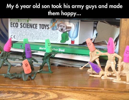 funny-army-men-toys-happy-faces-1-1